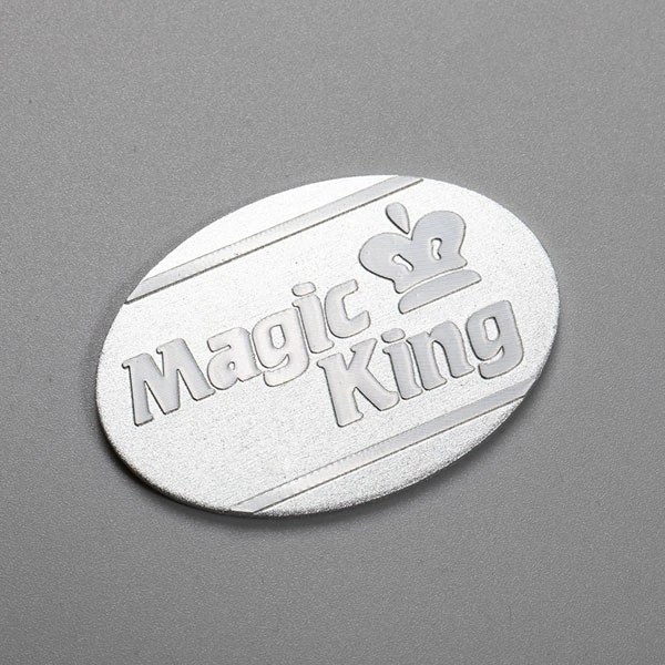 Autocollant en métal avec logo