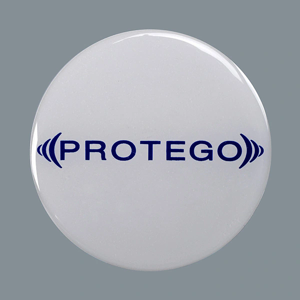 Comment l’autocollant en résine époxy améliore-t-il l’image de marque et la protection du produit ?