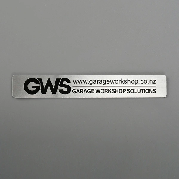 Étiquette en aluminium de badge en métal