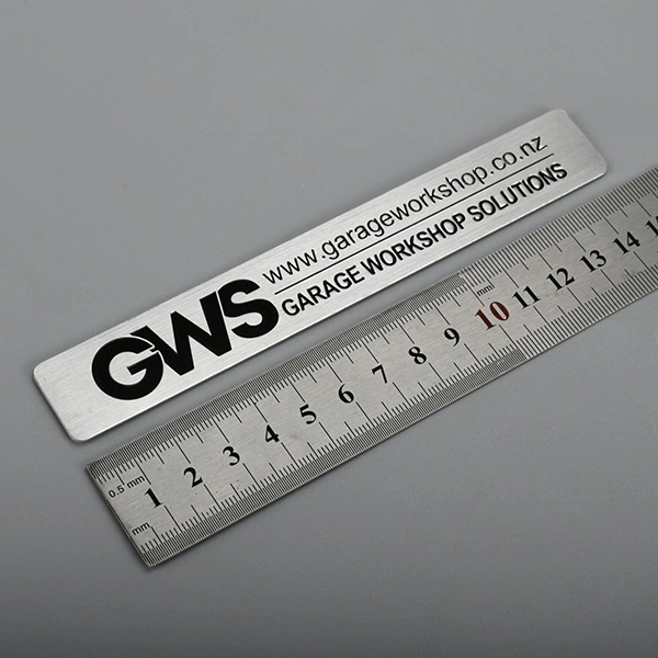 Étiquette en aluminium de badge en métal