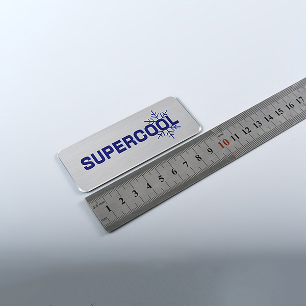 Plaque signalétique en aluminium anodisé