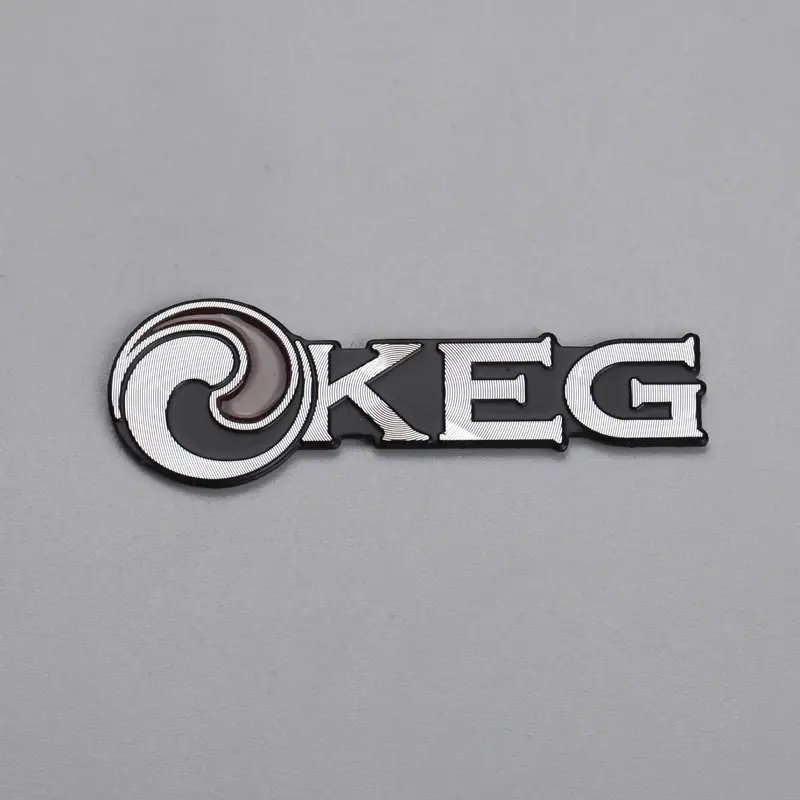 Étiquette en aluminium 3D