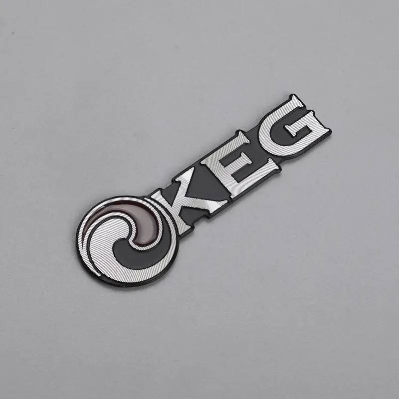 Étiquette en aluminium 3D