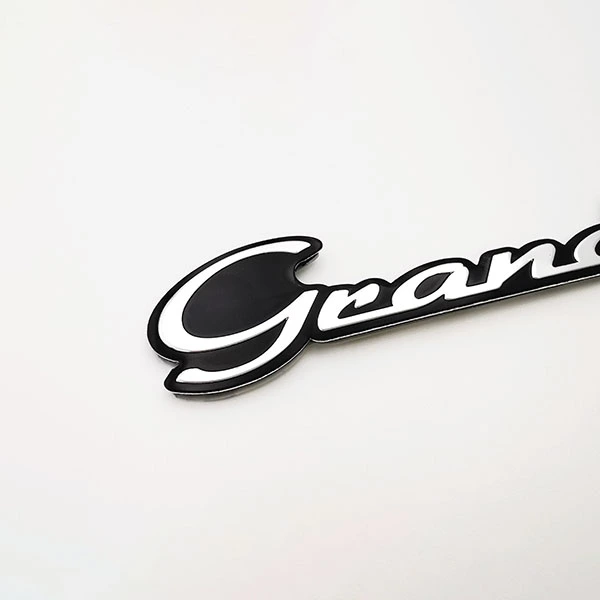 Emblème en métal 3D