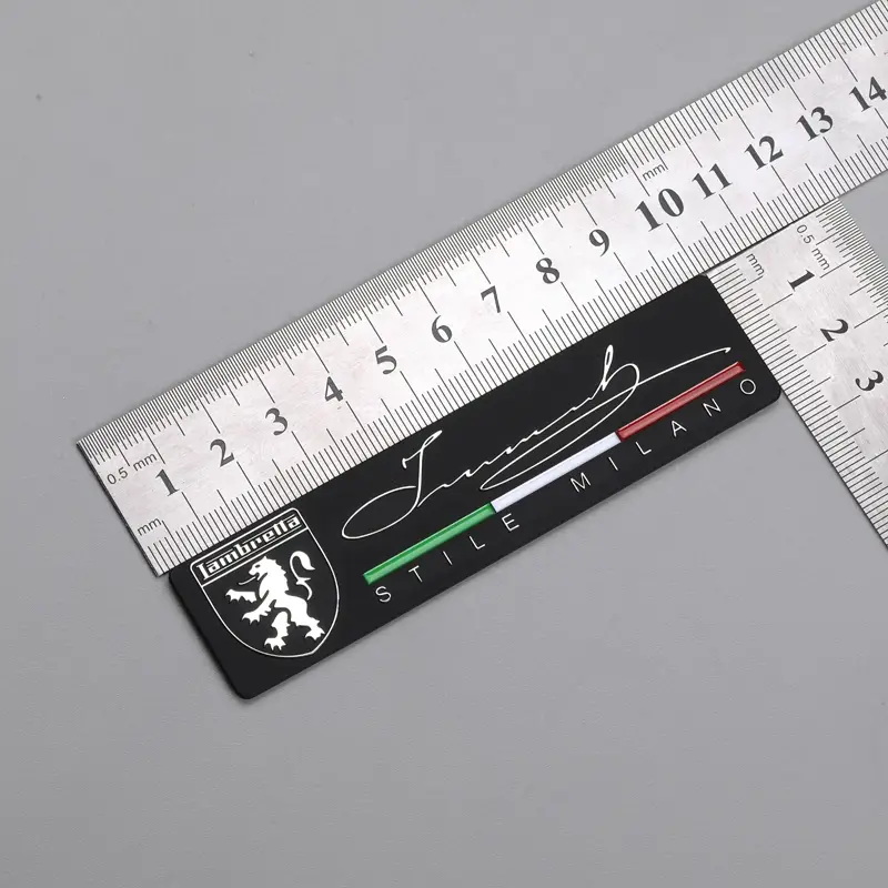 Étiquette en métal nickel modèle 3D