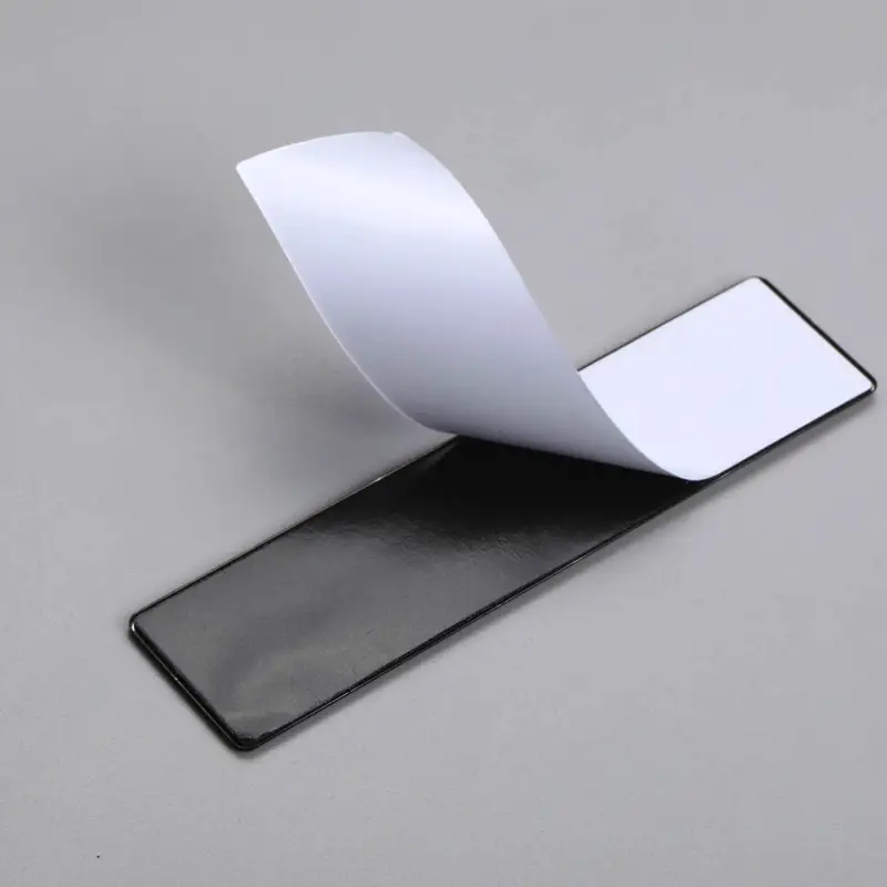 Étiquette en métal nickel modèle 3D