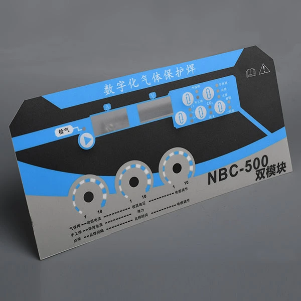 Panneau de commutation pour l'appareil domestique