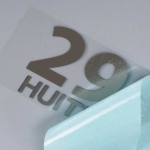 Étiquette logo en métal