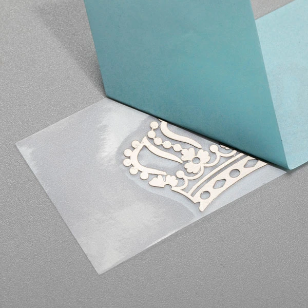 Étiquettes en nickel doré