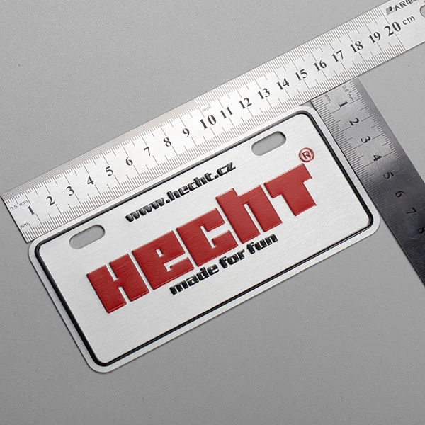 Plaques signalétiques en métal et aluminium