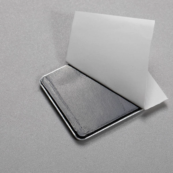 Étiquette de logo en aluminium