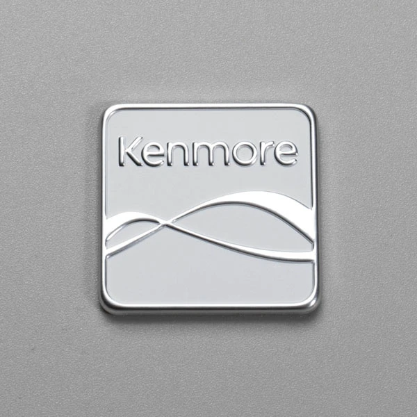 Étiquette de logo en aluminium