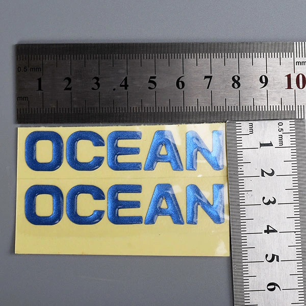 Autocollant époxy en résine avec logo