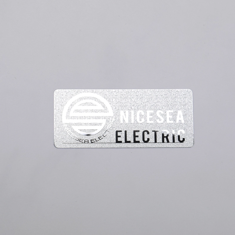 Autocollant logo argent chromé, étiquette en nickel avec adhésif 3M