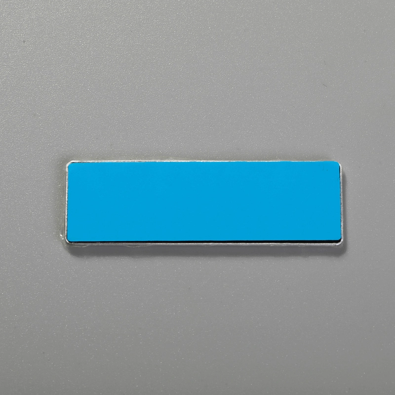 Autocollants de logo de marque en aluminium pour équipement