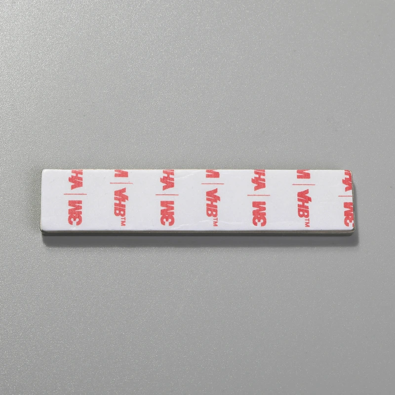 Badge en zinc chromé pour machine à laver
