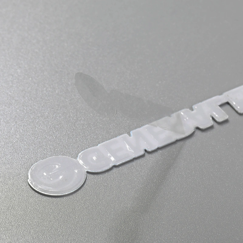 Plaque signalétique avec logo en relief en aluminium pour réfrigérateur